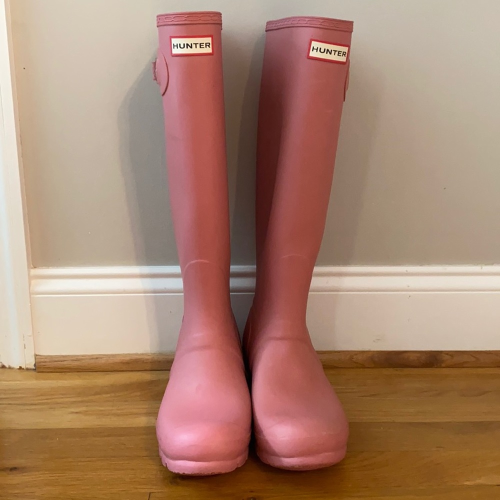 Women’s Hunter boots size 9